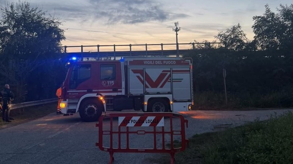 Cerano, incidente stradale in via Bagno