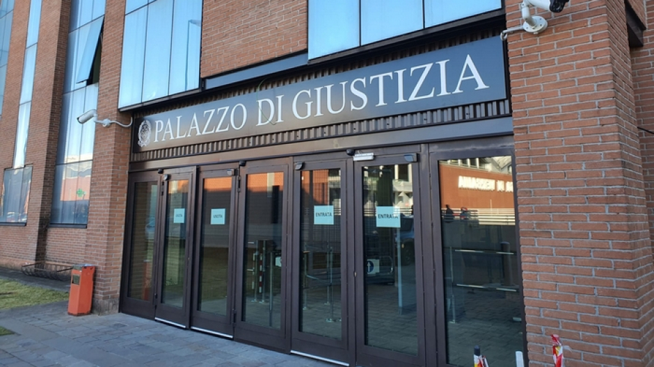 La truffa del pellet non regge al processo: poche prove, pregiudicato assolto
