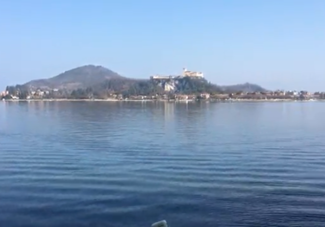 Arona lago Angera