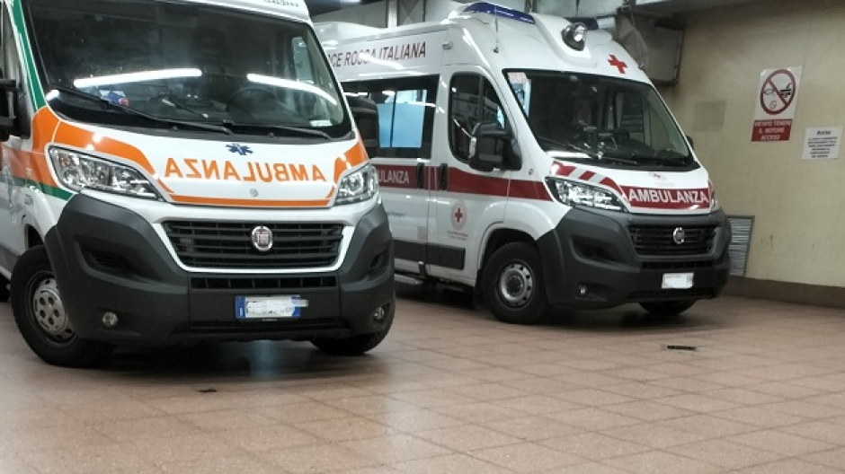 Cade in moto a Zumaglia: 50enne ferito