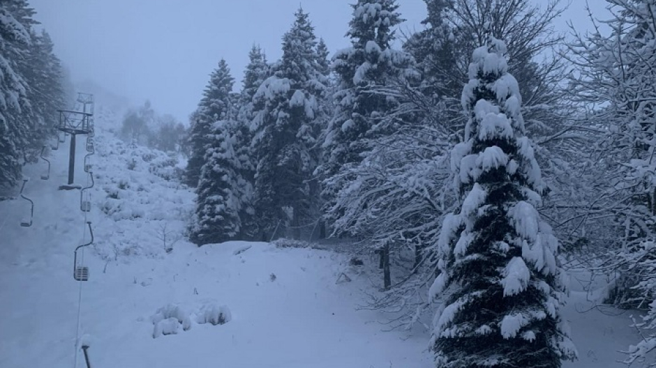 Strade riaperte dopo la maxi nevicata in Valsesia