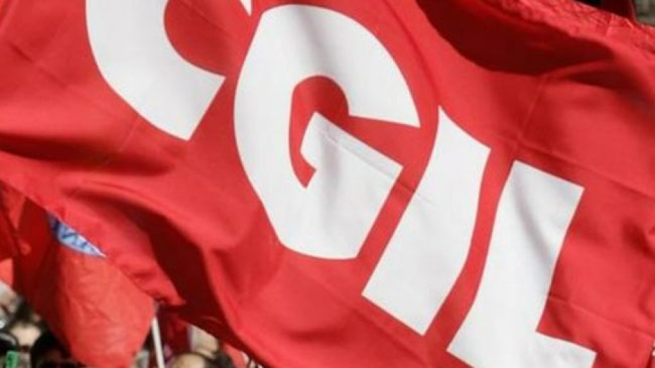 Cgil: raccolta firme per tutelare il lavoro