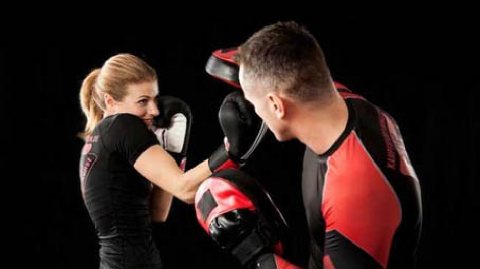 Oleggio, corso di autodifesa femminile 