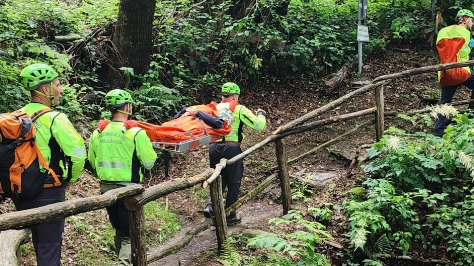 Escursionista tedesco recuperato nei boschi di Cossogno