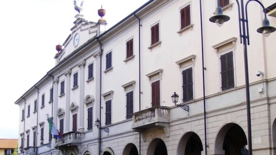 Galliate, ottenuto finanziamento per abbattimento barriere architettoniche scuole