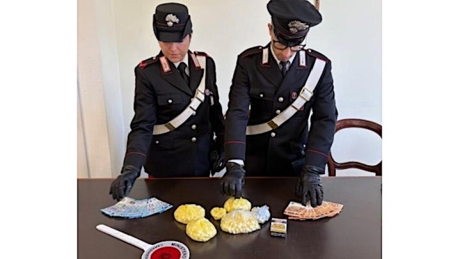 Galliate, un arresto per detenzione e spaccio di stupefacenti