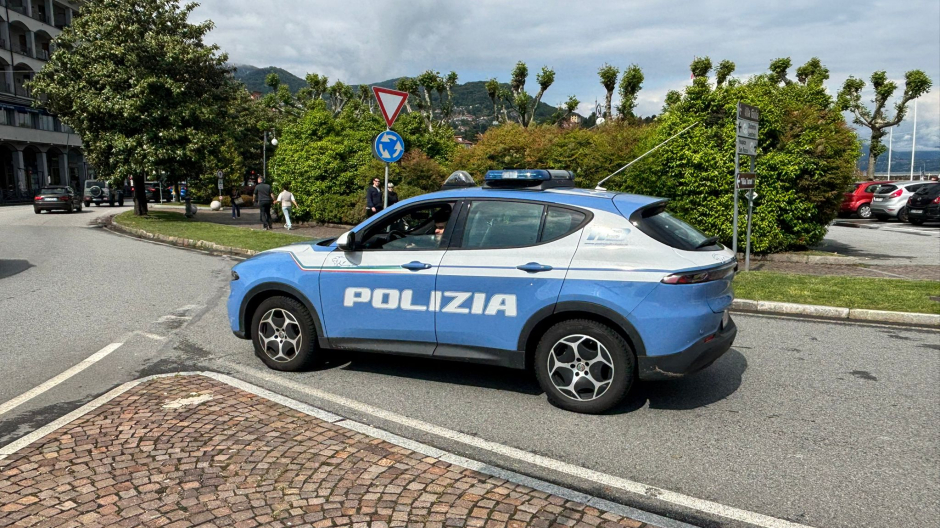 Ubriaco fugge alla polizia: patente ritirata e auto sequestrata