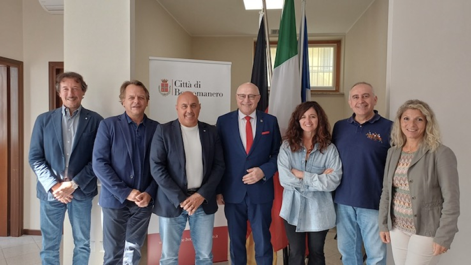 Il sindaco della gemellata Bad Mergentheim in visita alla giunta borgomanerese
