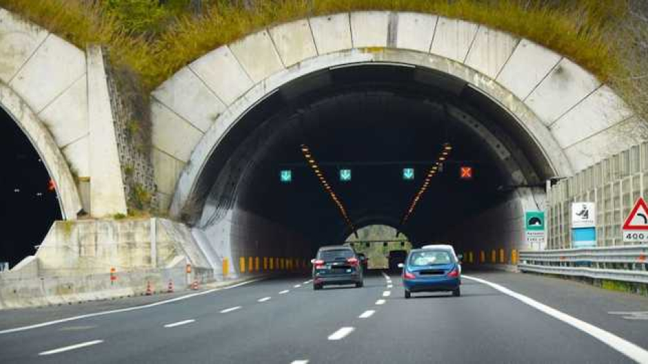 D08: chiusure notturne del tratto autostradale Castelletto Ticino-Besnate