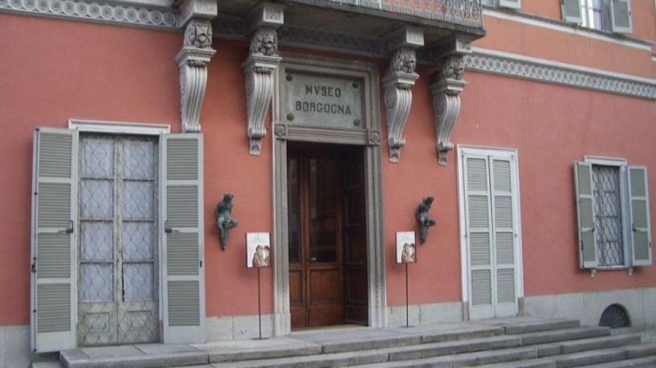 L'assessore Chiarelli al museo Borgogna