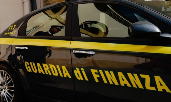 Chiusi due distributori per interdittiva antimafia