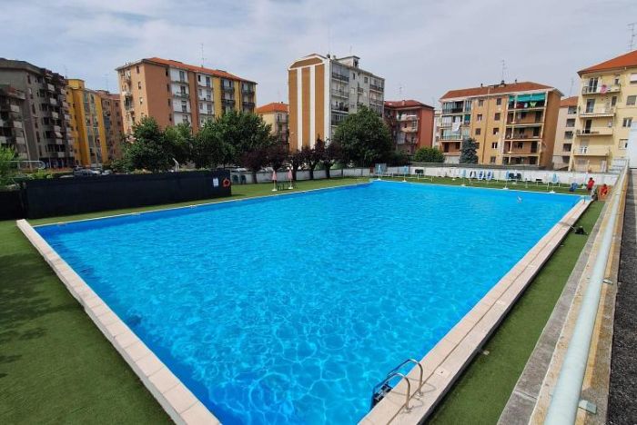 Piscina di Vercelli: divieto di balneazione